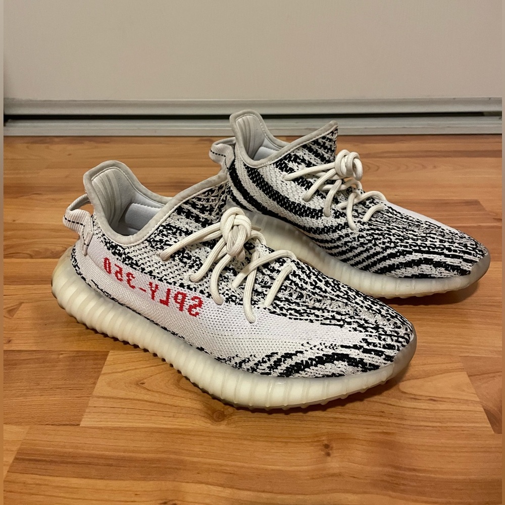 Yeezy Boost 350 V2 Zebra
